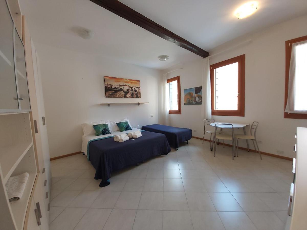 Veneziacentopercento Corderie Apartment Veneza Exterior foto