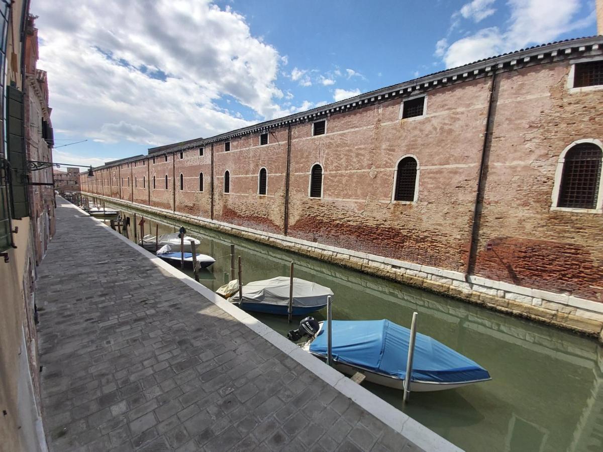 Veneziacentopercento Corderie Apartment Veneza Exterior foto